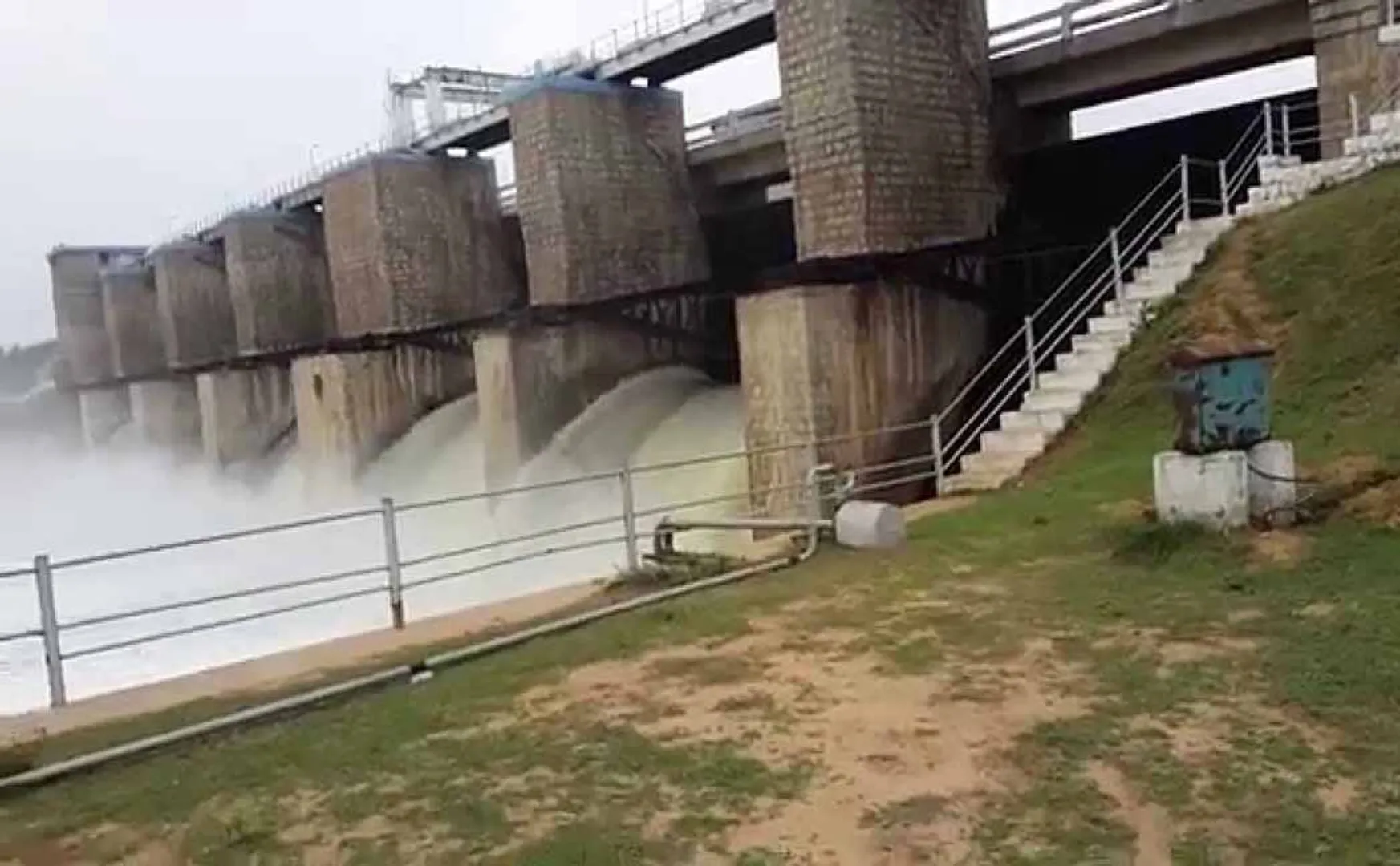 KRISHNAGIRI KPR DAM WATER LEVEL RAISED 